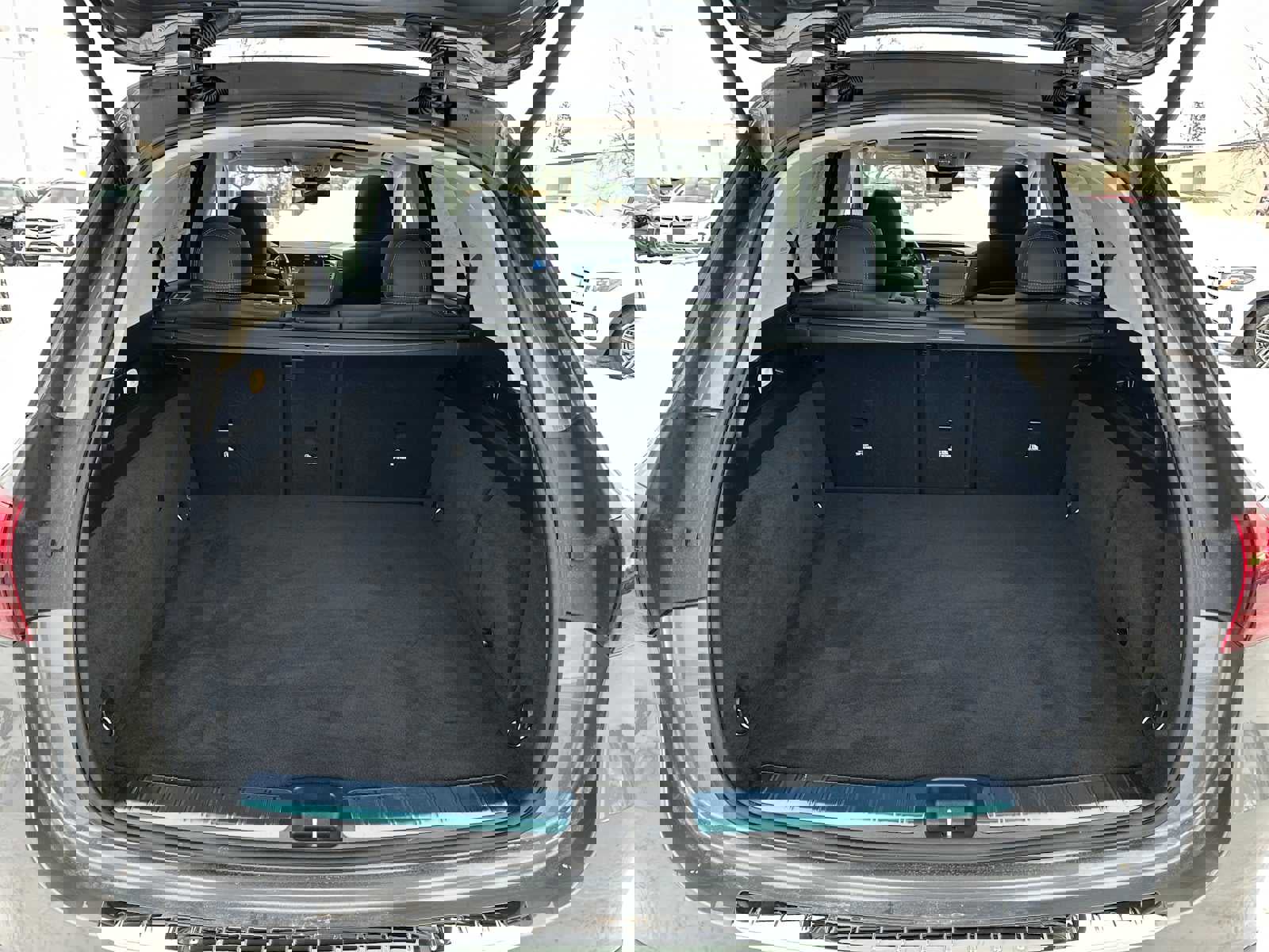 Used 2025 Mercedes-Benz GLE 450e 4MATIC image 14