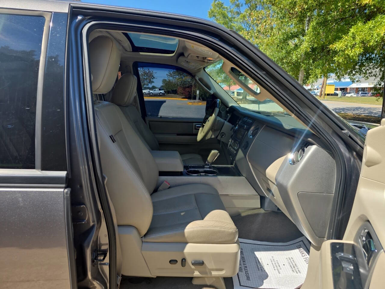 Used 2012 Ford Expedition EL Limited image 13