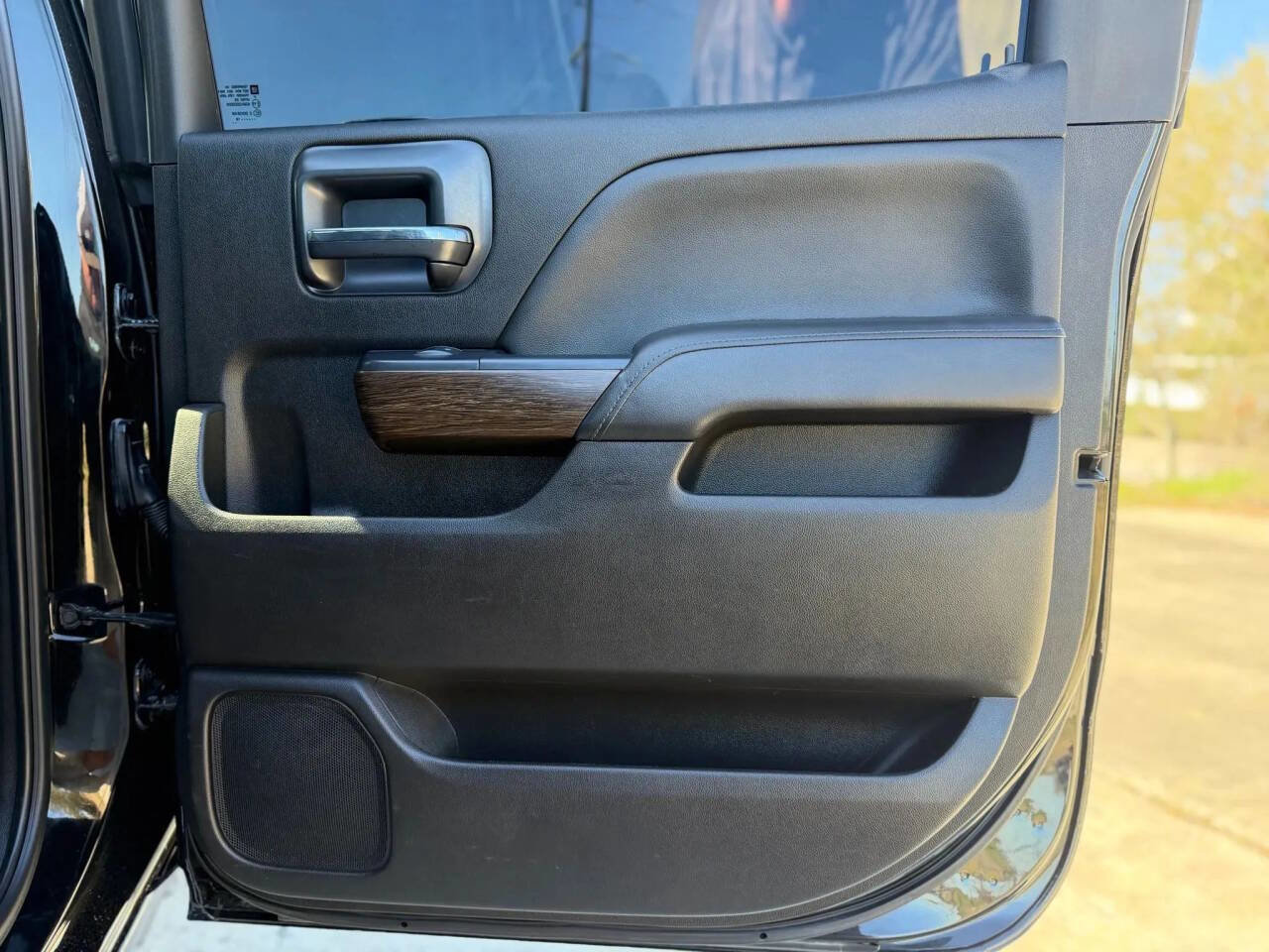 Used 2019 GMC Sierra 2500 Denali w/ Duramax Plus Package AWD/4WD image 18