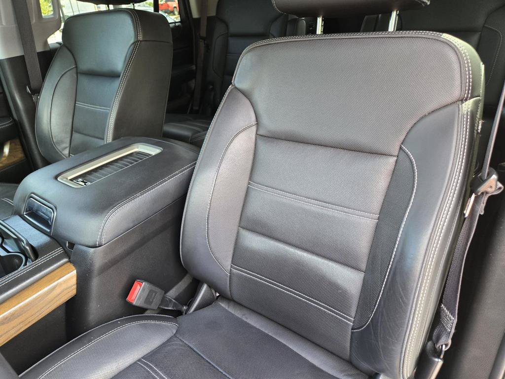 Used 2019 GMC Yukon Denali w/ Open Road Package AWD/4WD image 17