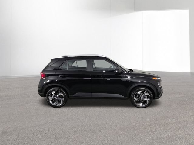 New 2026 Hyundai Venue SEL image 41
