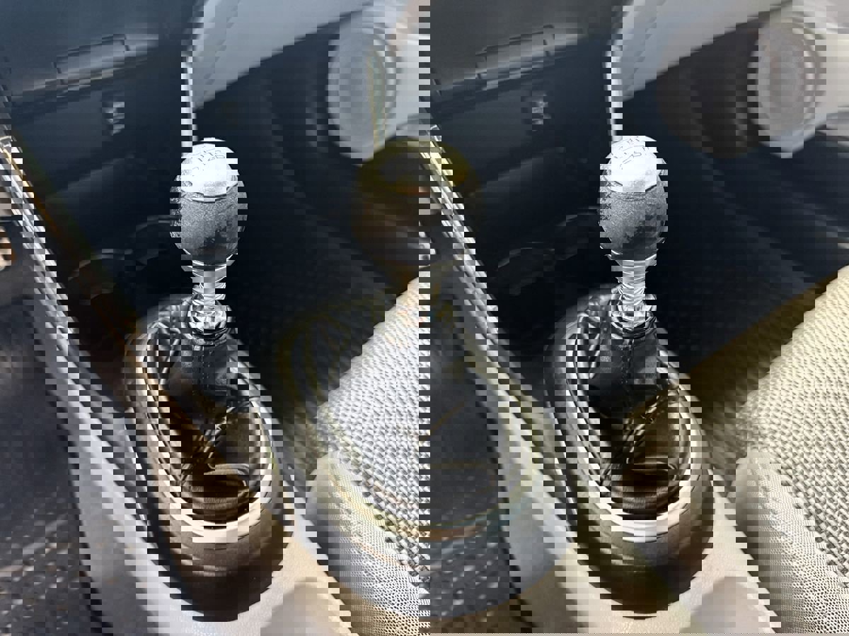 Used 2011 Honda CR-Z EX image 30