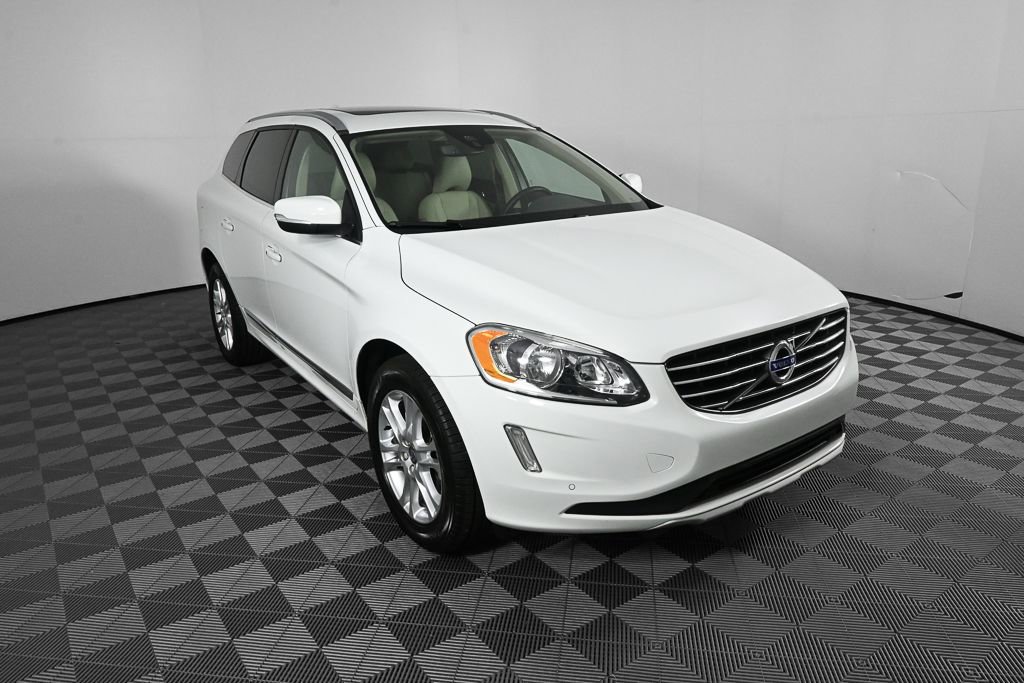 Used 2016 Volvo XC60 T5 Premier w/ Proximity Package FWD image 22