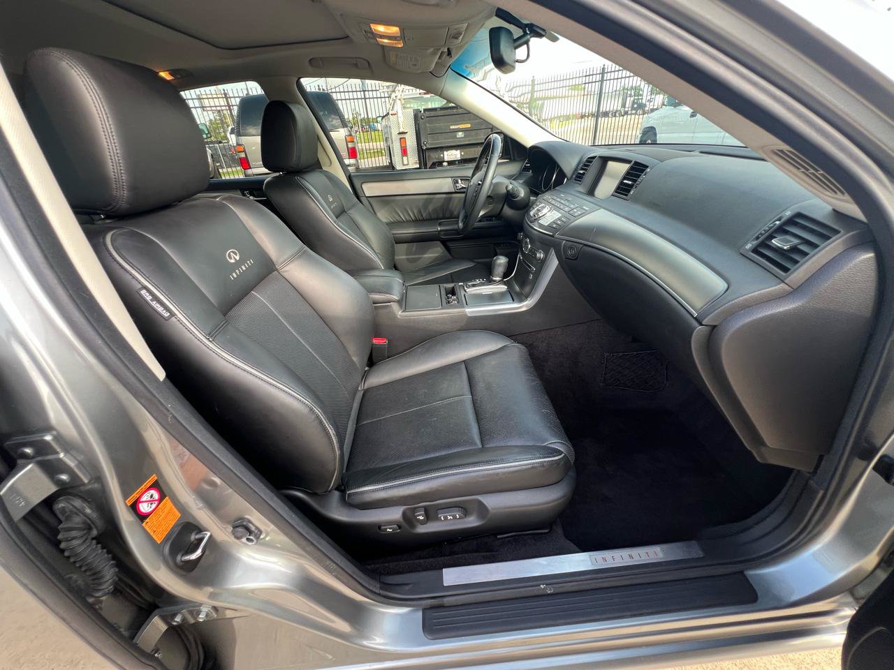Used 2007 INFINITI M45 Sport w/ Technology Pkg RWD image 36