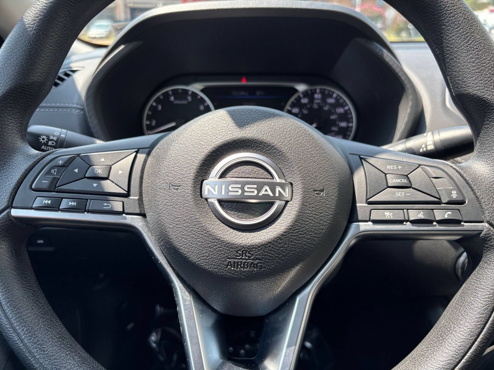 Used 2025 Nissan Sentra SV FWD image 21