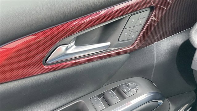 Used 2024 Chevrolet Traverse RS image 13