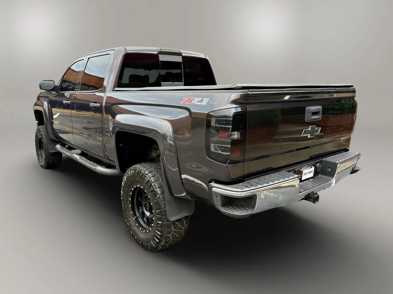 Used 2015 Chevrolet Silverado 1500 LTZ Z71 w/ LTZ Plus Package AWD/4WD image 3