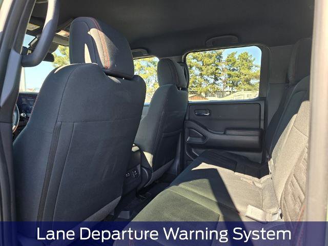 Used 2023 Nissan Frontier PRO-4X w/ Pro Convenience Package image 12