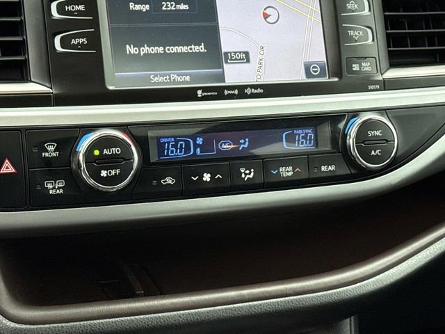 Used 2017 Toyota Highlander XLE image 22