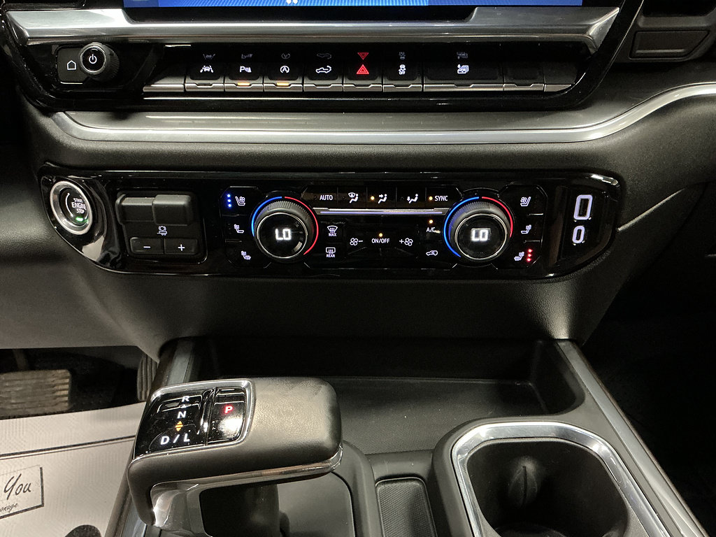 Used 2026 Chevrolet Silverado 1500 High Country AWD/4WD image 13