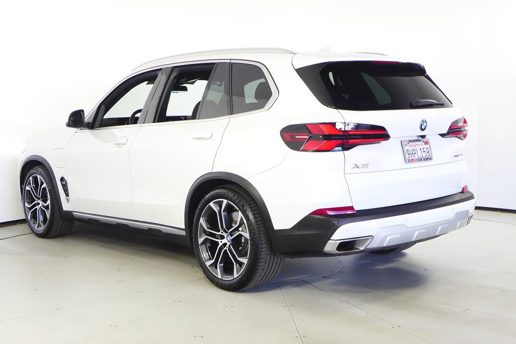 Certified 2024 BMW X5 xDrive50e w/ Parking Assistance Package image 9