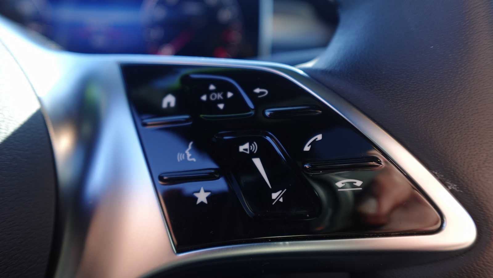 Used 2026 Mercedes-Benz GLC 300 4MATIC image 28