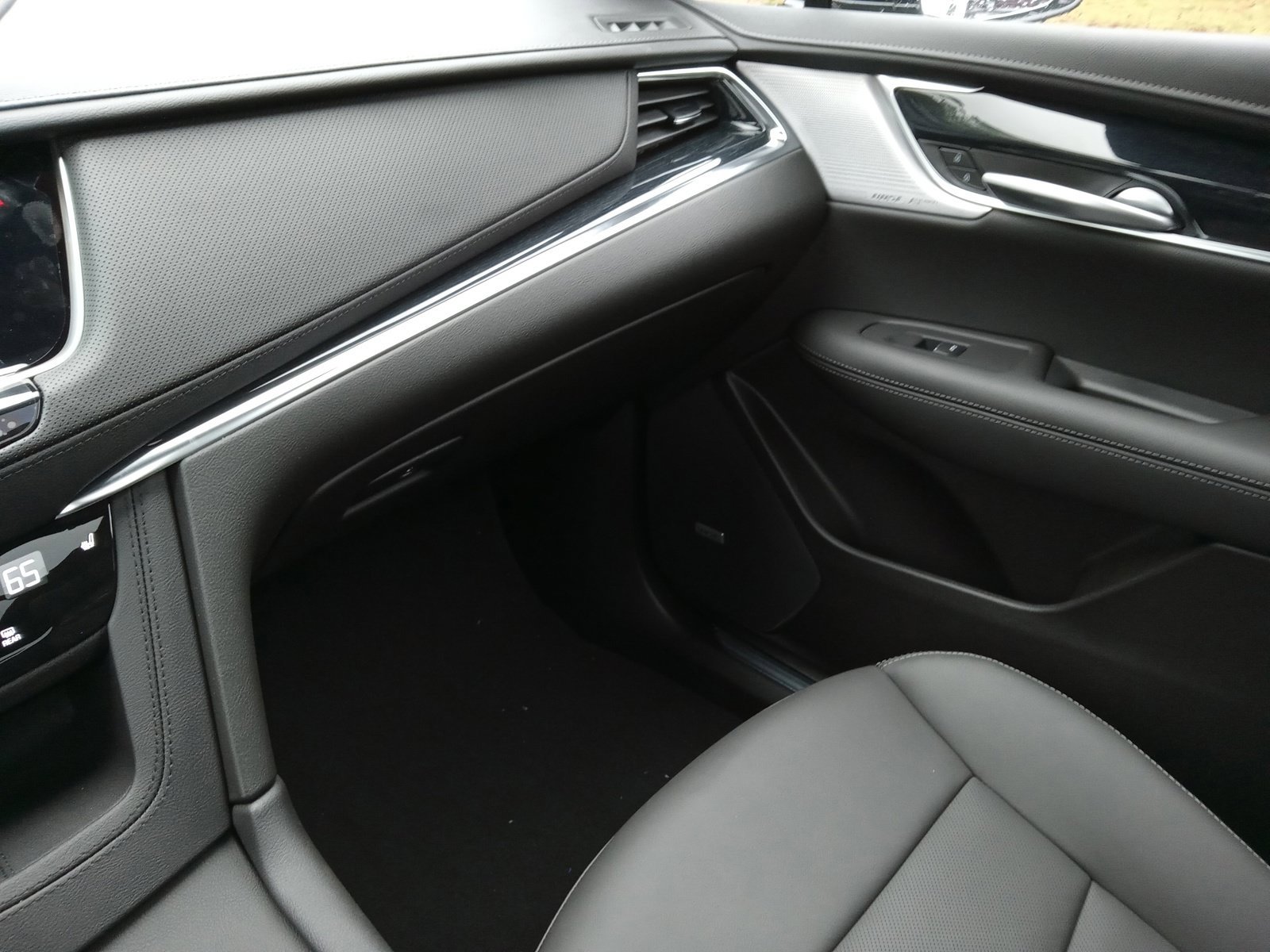New 2026 Cadillac XT5 Premium Luxury AWD/4WD image 18