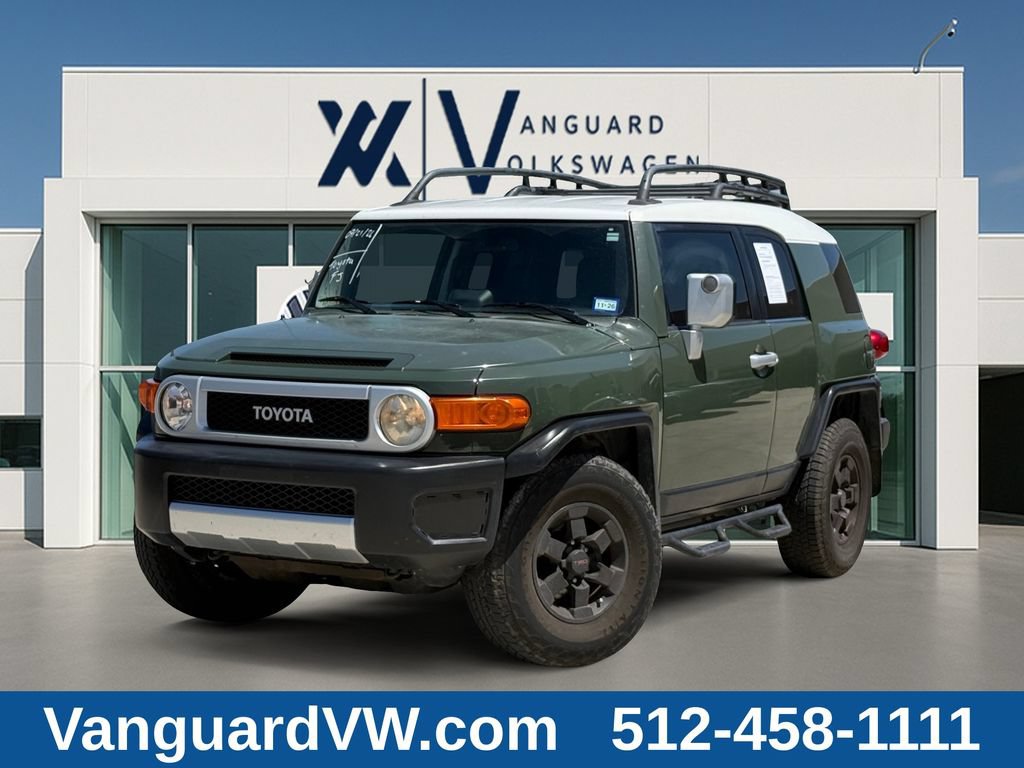 Used 2012 Toyota FJ Cruiser 2WD w/ Upgrade Pkg image 1