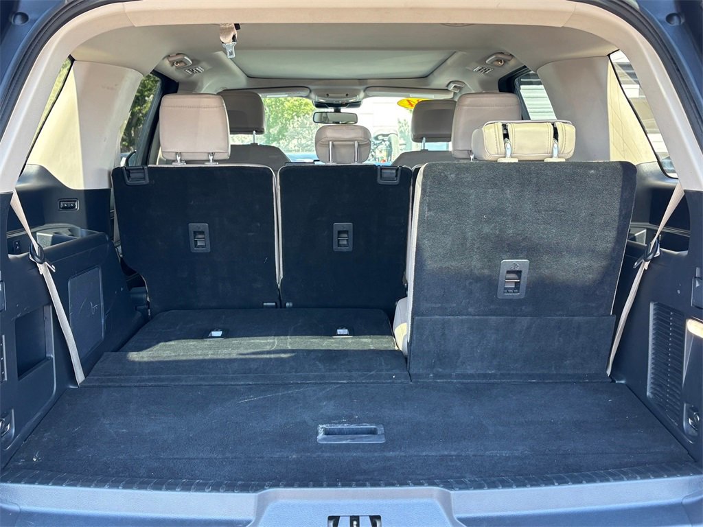 Used 2024 Ford Expedition Limited image 32