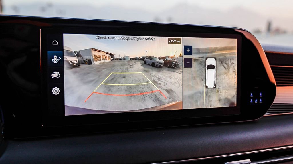 Used 2023 Hyundai Palisade Calligraphy image 26