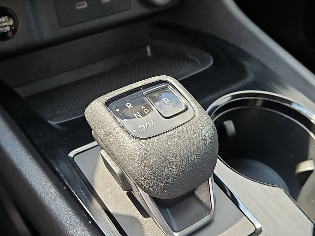 Used 2025 Nissan Rogue SV AWD/4WD image 15