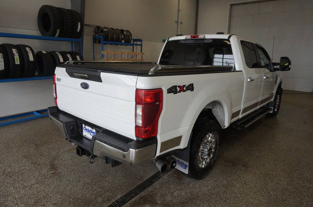 Used 2022 Ford F350 XLT w/ XLT Premium Package AWD/4WD image 4