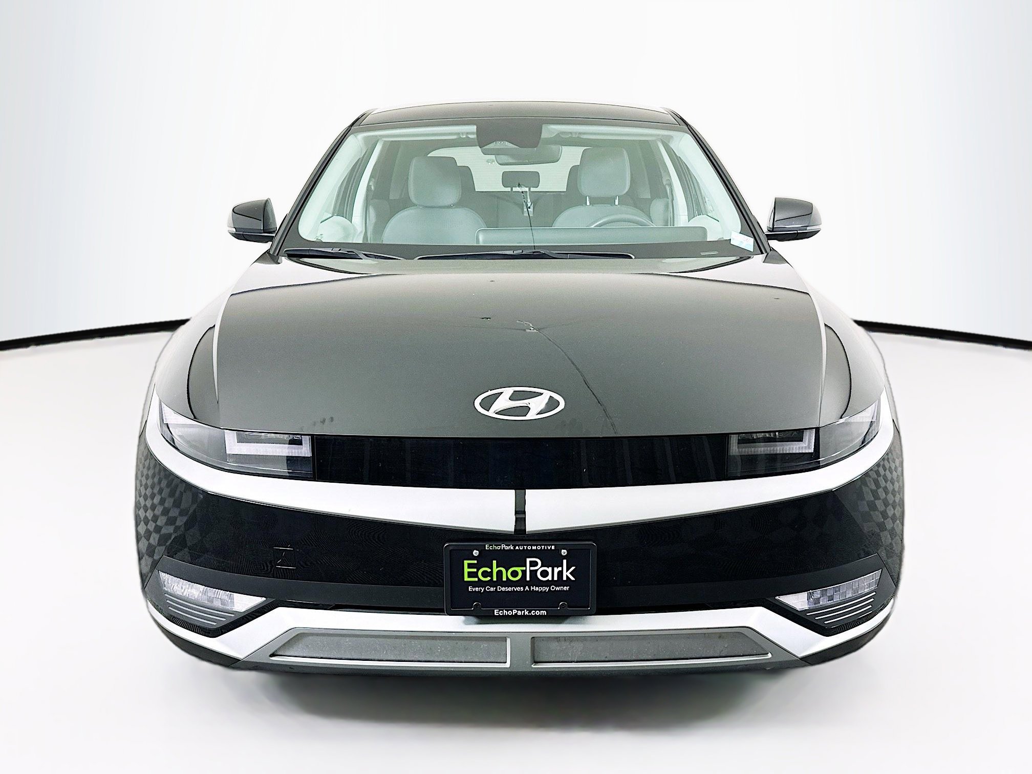 Used 2024 Hyundai Ioniq 5 SE RWD image 2