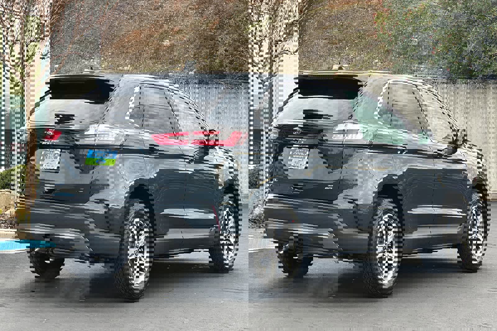 New 2024 Ford Edge SEL w/ Convenience Package image 5