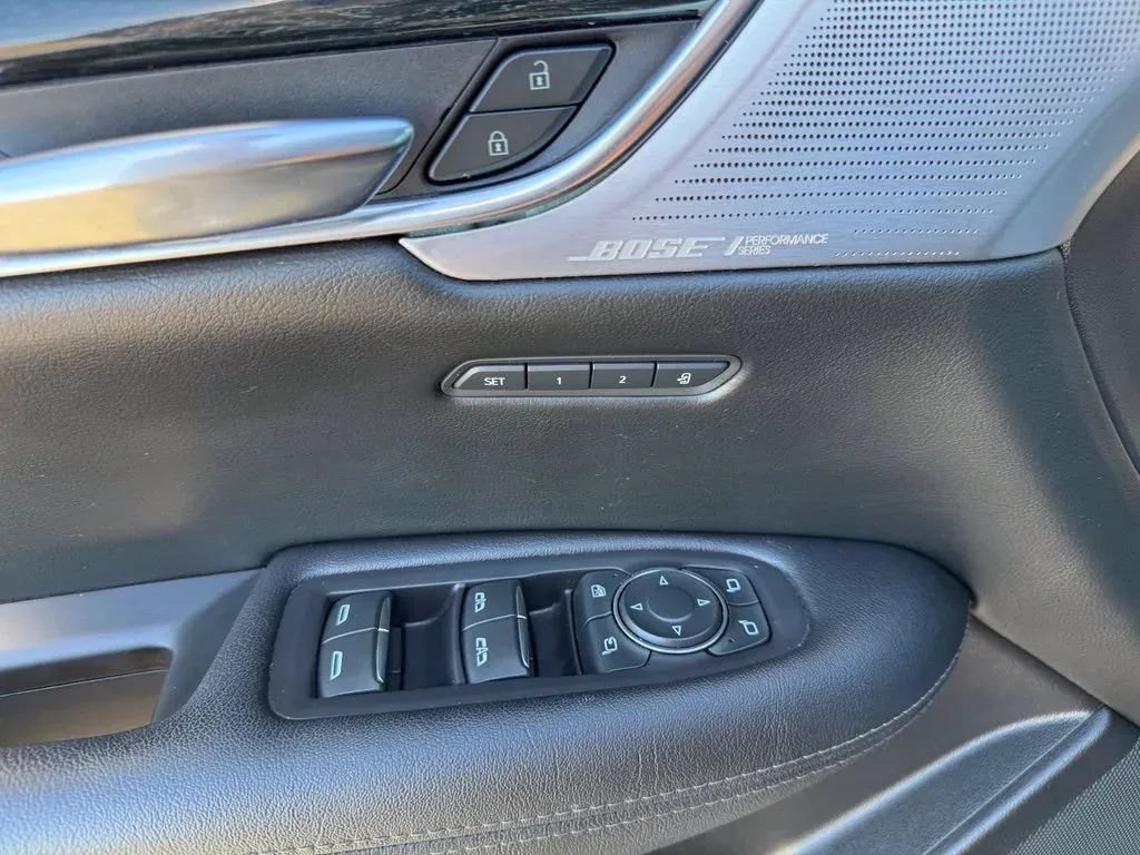 Used 2021 Cadillac XT5 Premium Luxury AWD/4WD image 13