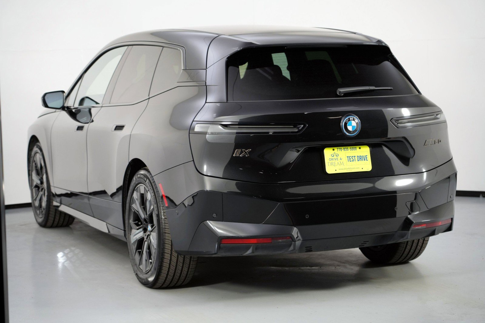 Used 2023 BMW iX M60 w/ Executive Package image 52