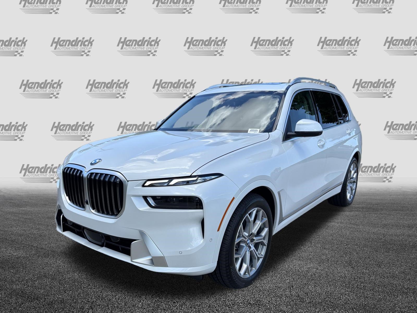 Certified 2025 BMW X7 xDrive40i AWD/4WD image 7