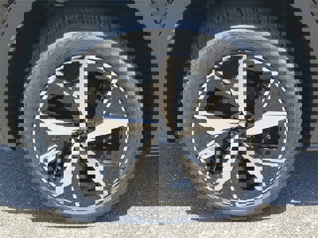 New 2025 Volkswagen ID.4 Pro S image 5