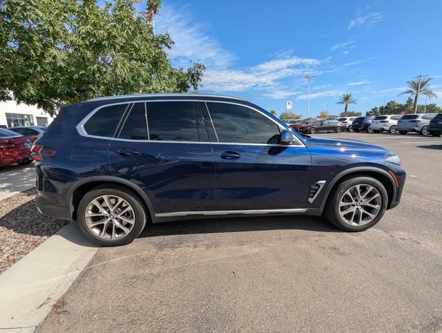 Certified 2024 BMW X5 xDrive50e w/ Premium Package AWD/4WD image 6