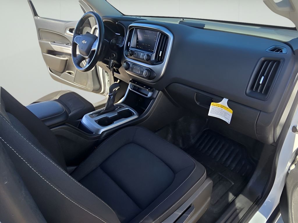 Used 2022 Chevrolet Colorado LT w/ Fleet Safety Package image 28