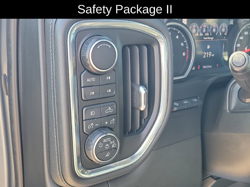 Used 2019 Chevrolet Silverado 1500 High Country w/ Technology Package AWD/4WD image 15