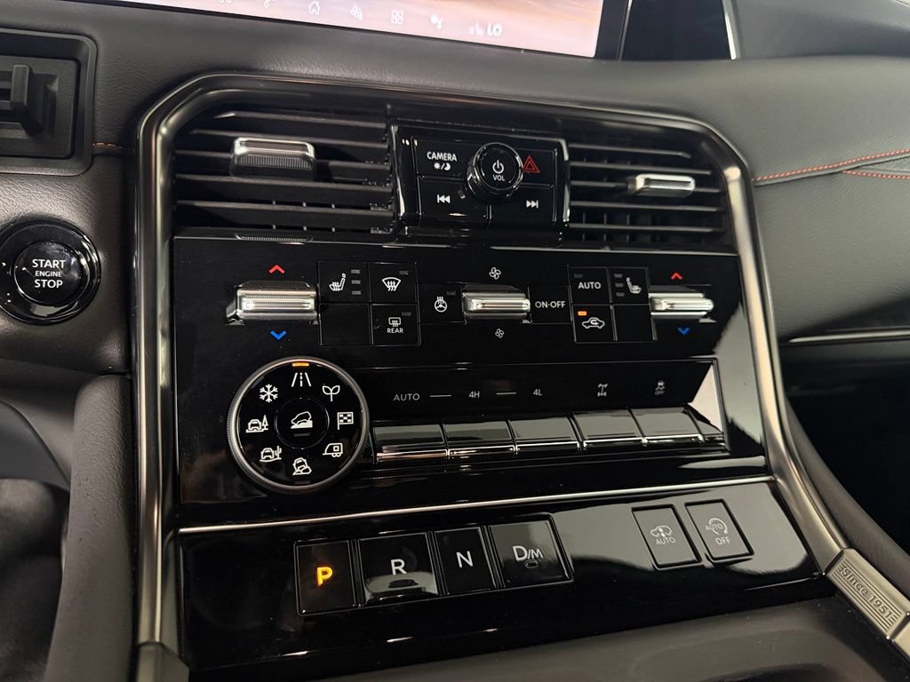 Used 2026 Nissan Armada PRO-4X w/ Captain's Chari Seat Package AWD/4WD image 32