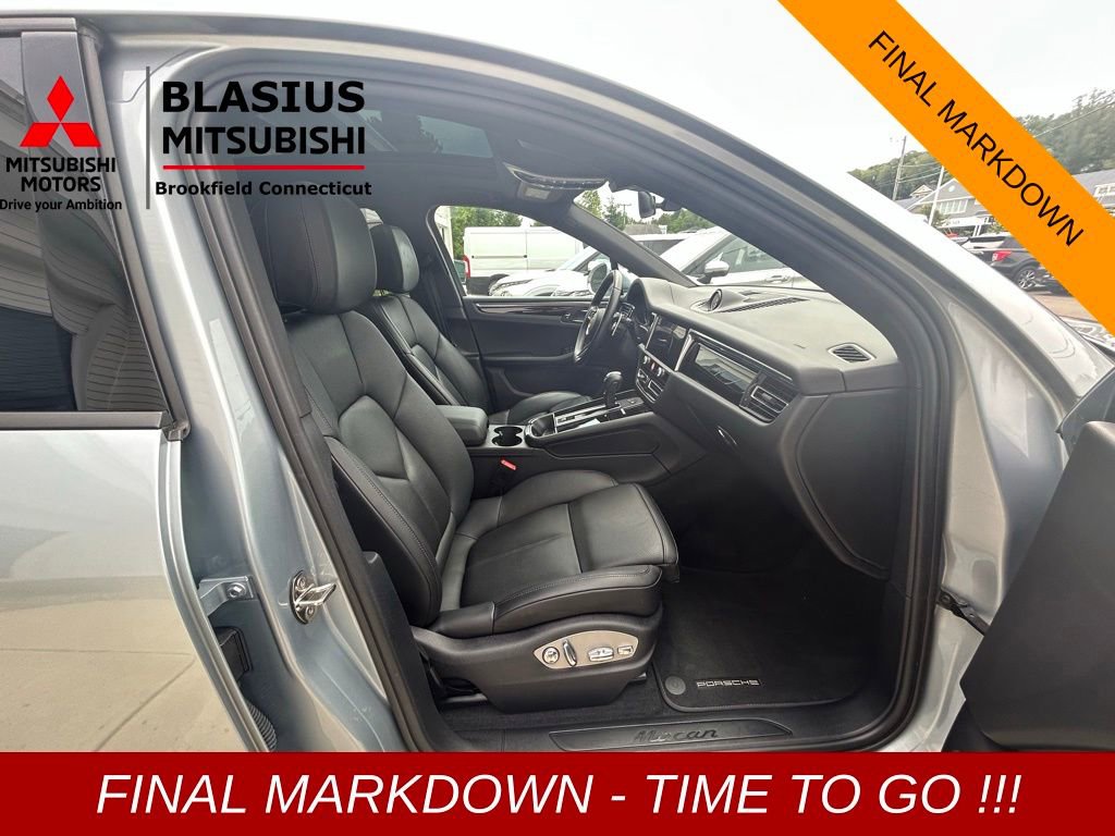 Used 2022 Porsche Macan image 52