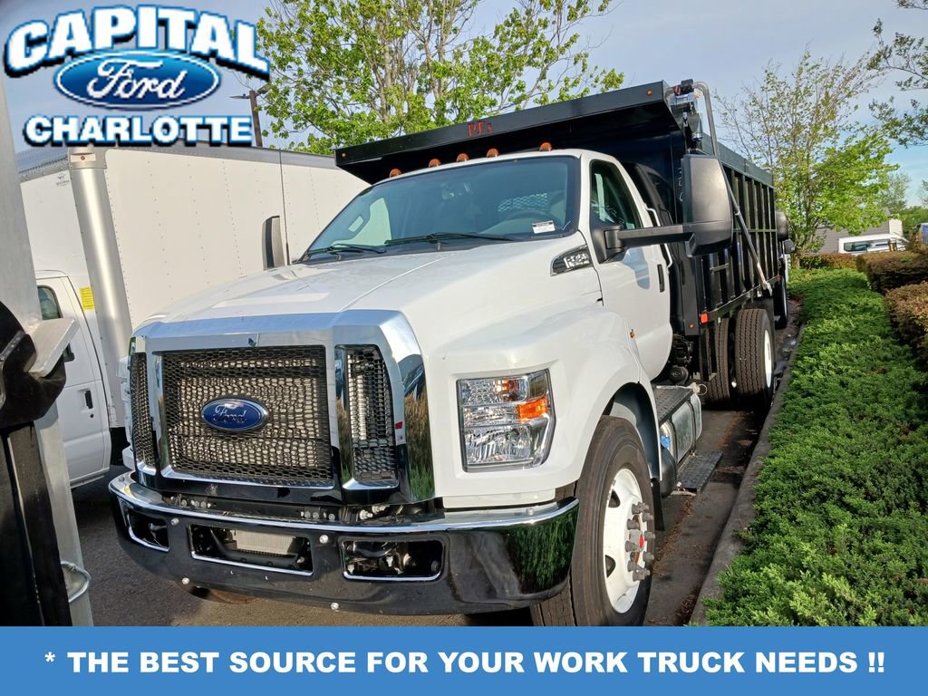 New 2027 Ford F750 2WD Regular Cab Super Duty image 1
