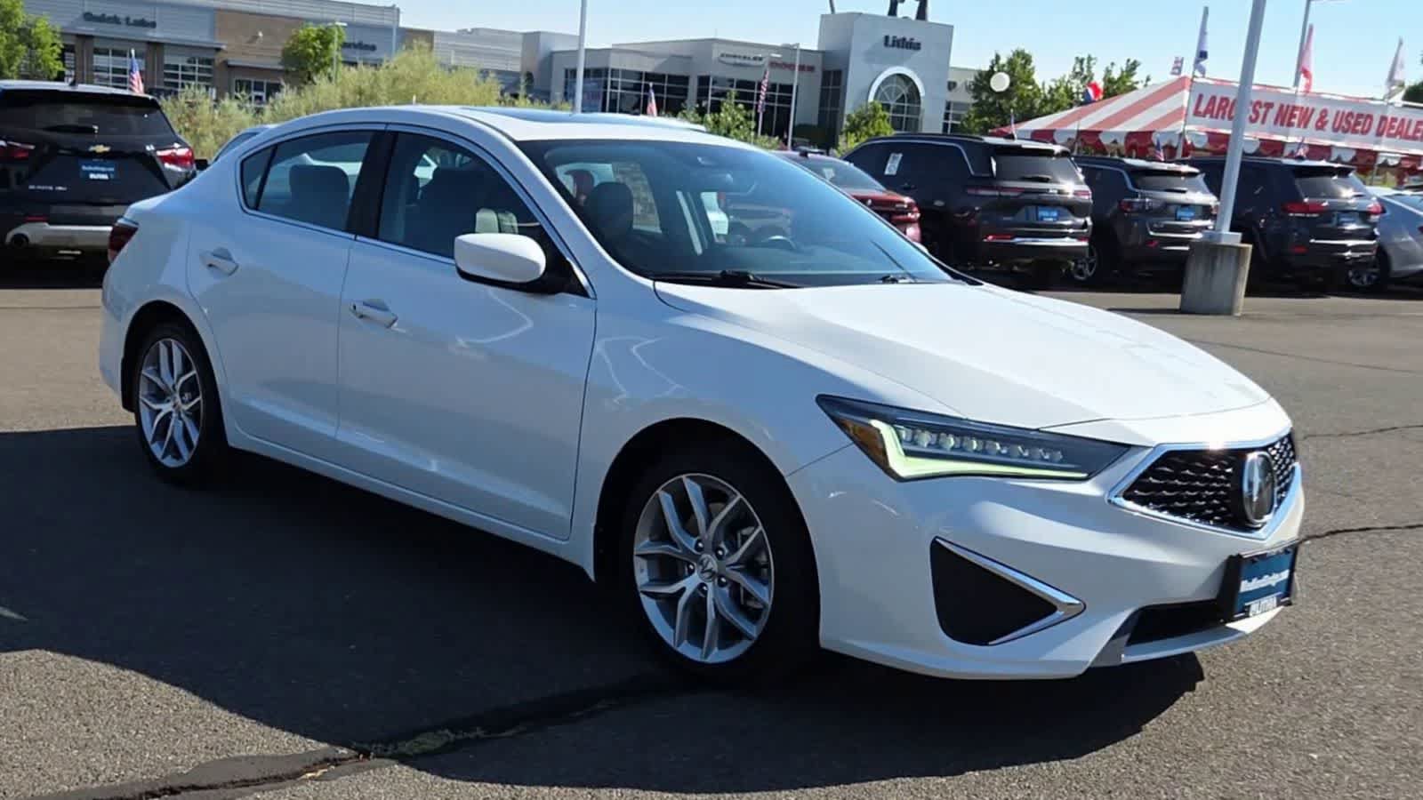 Used 2019 Acura ILX FWD image 2