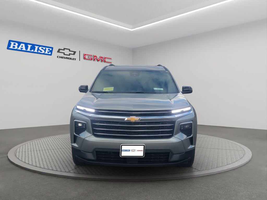 New 2026 Chevrolet Traverse LT w/ Sun and Wheel Package image 3