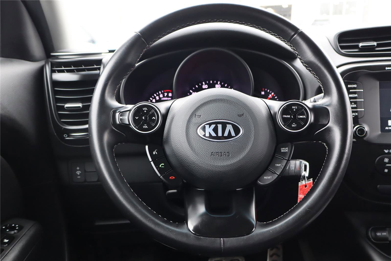 Used 2019 Kia Soul + image 15