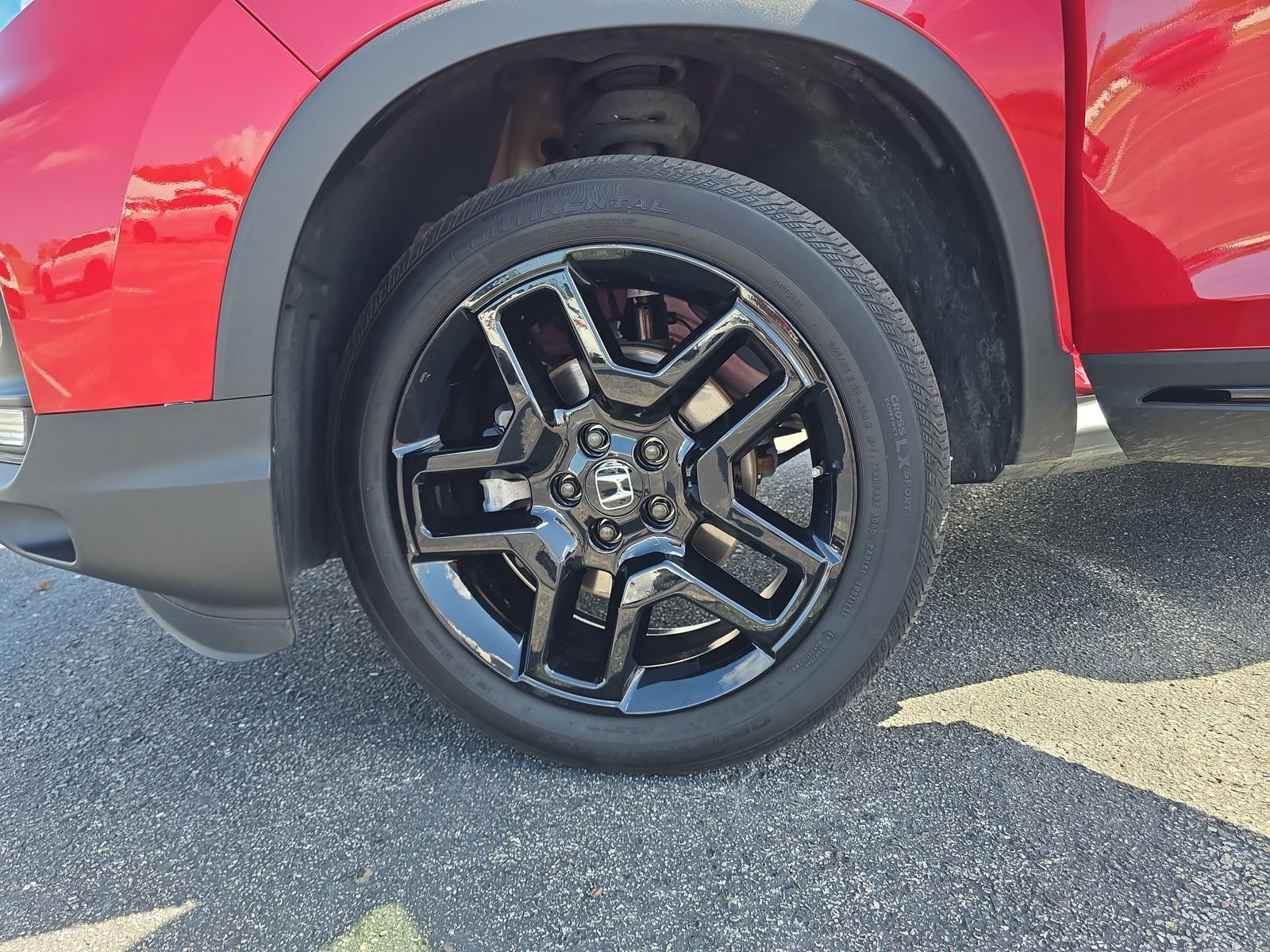 Certified 2025 Honda Passport Black Edition image 29