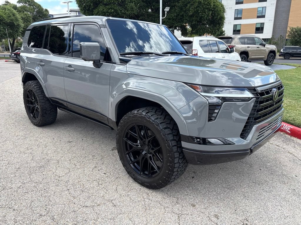 Used 2025 Lexus GX 550 w/ Accessory Package (Z1) AWD/4WD image 7
