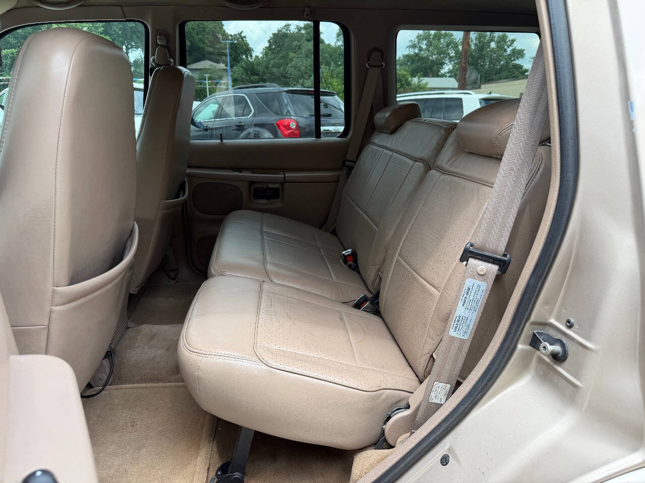 Used 1997 Ford Explorer XLT AWD/4WD image 12