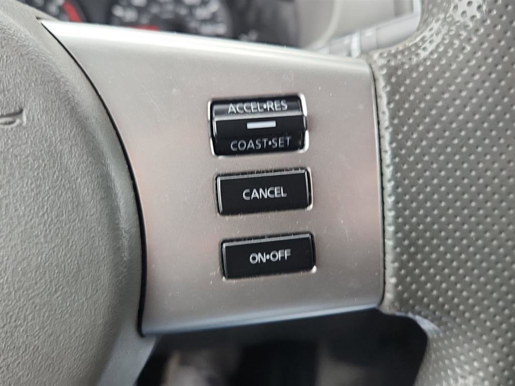 Used 2016 Nissan Frontier SV image 15