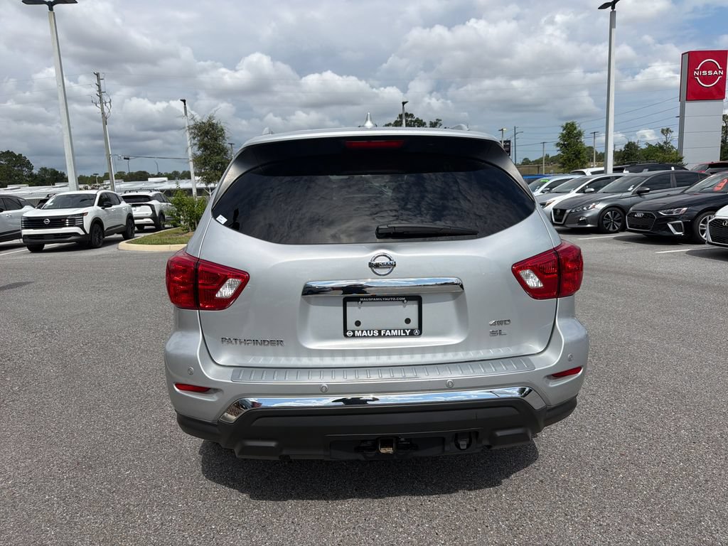 Used 2020 Nissan Pathfinder SL AWD/4WD image 6