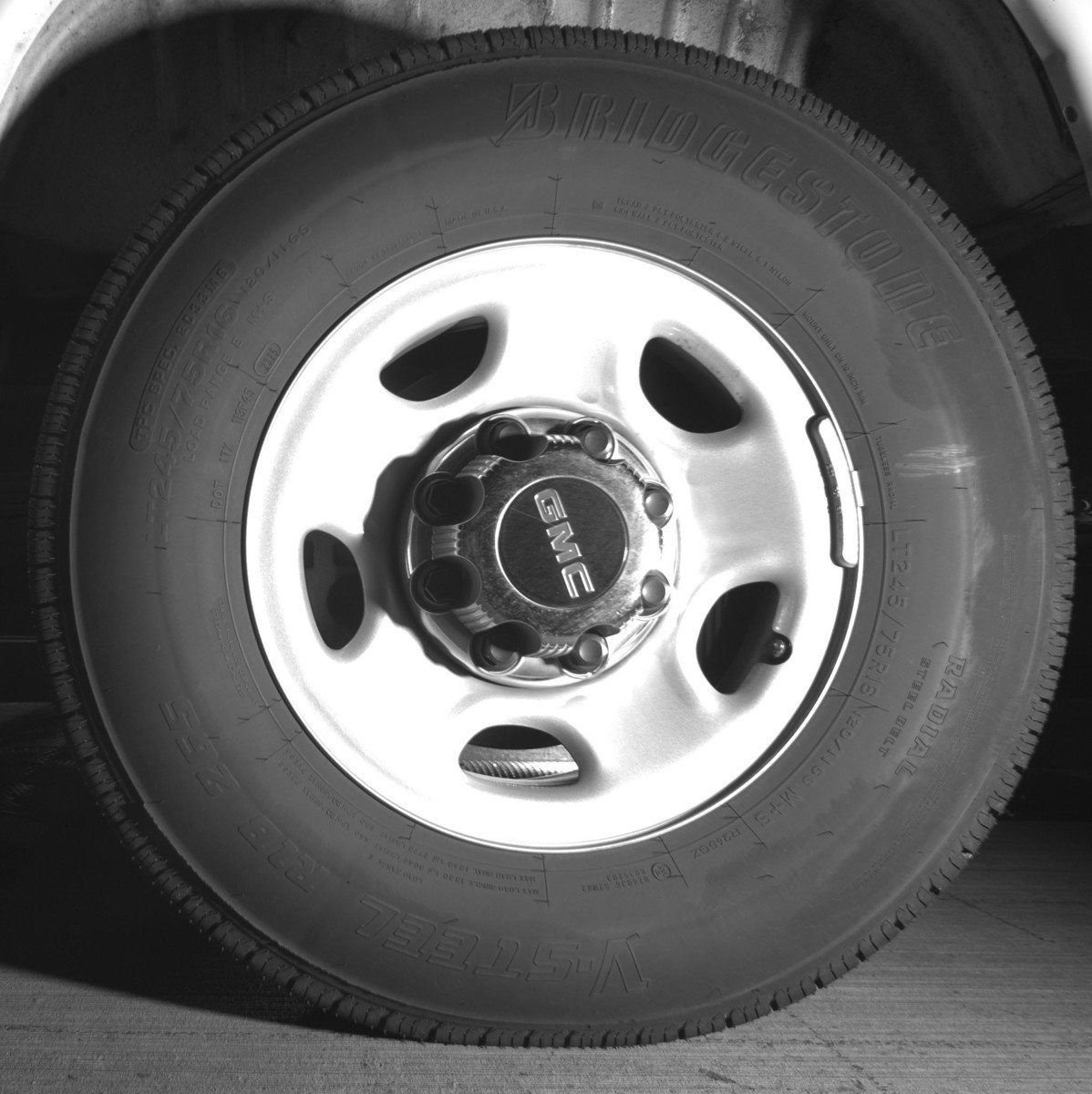 Used 2025 GMC Savana 3500 LT w/ LT Preferred Equipment Group image 14