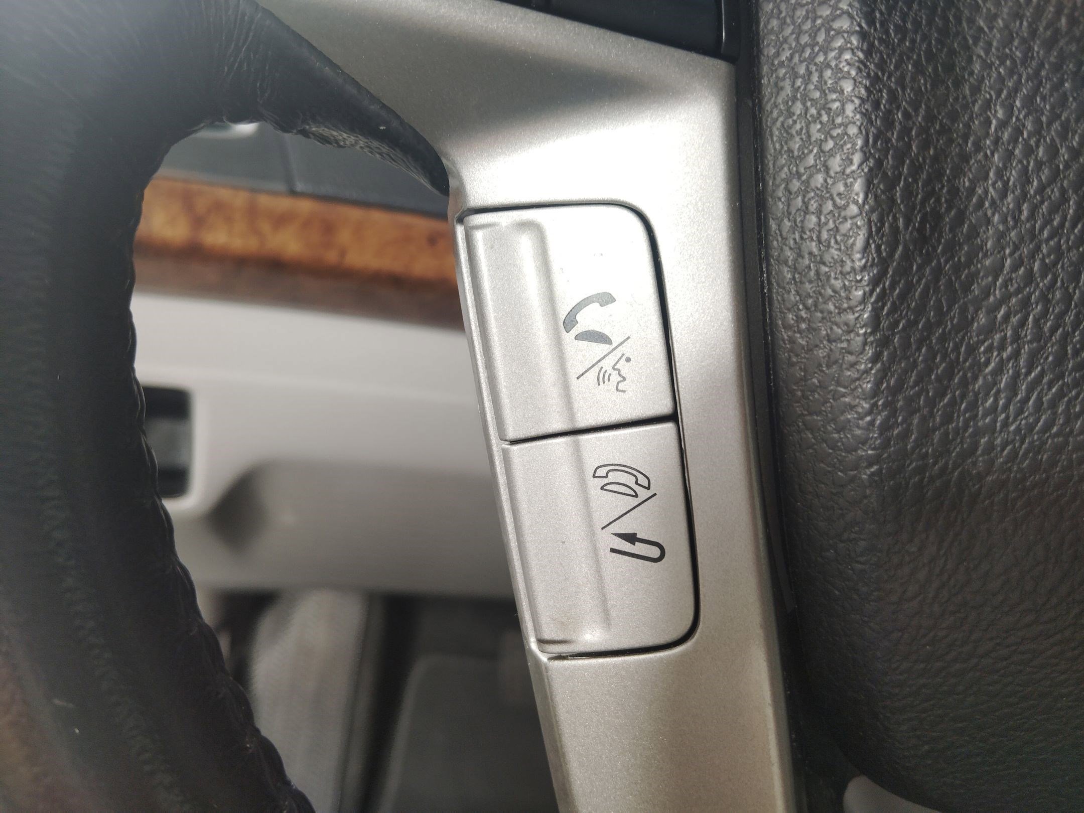 Used 2011 Honda Accord EX-L image 27