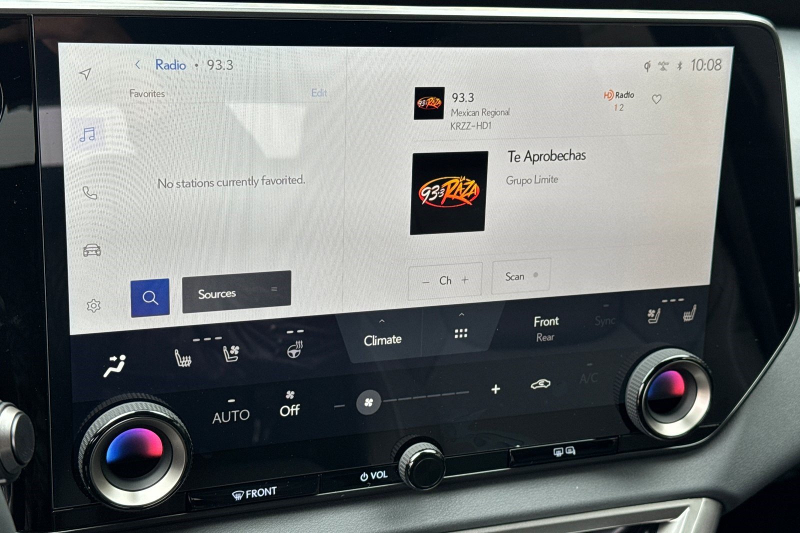 New 2026 Lexus RX 350 AWD image 18