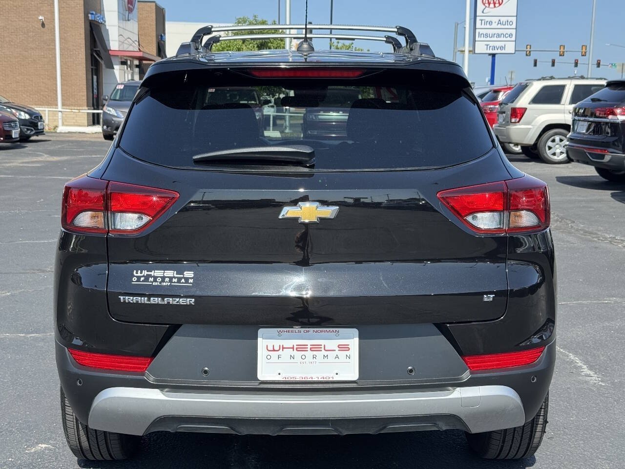 Used 2021 Chevrolet TrailBlazer LT w/ Convenience Package FWD image 6