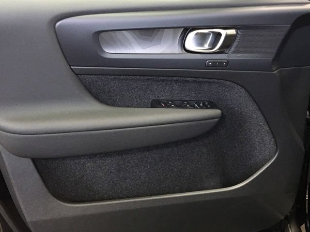 New 2024 Volvo XC40 Recharge Plus w/ Protection Package Premier RWD image 11