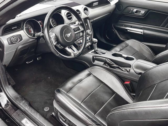 Used 2022 Ford Mustang Premium image 11