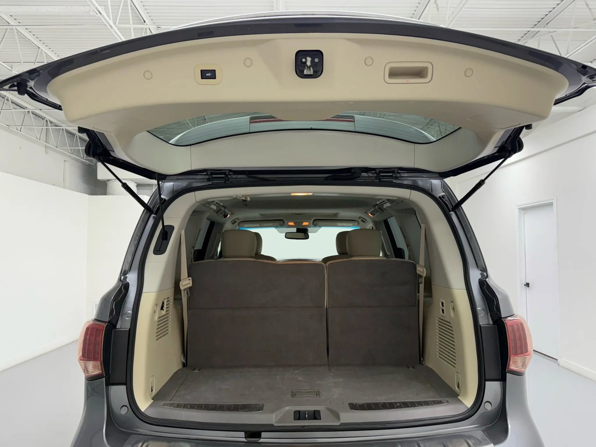 Used 2017 INFINITI QX80 2WD image 58