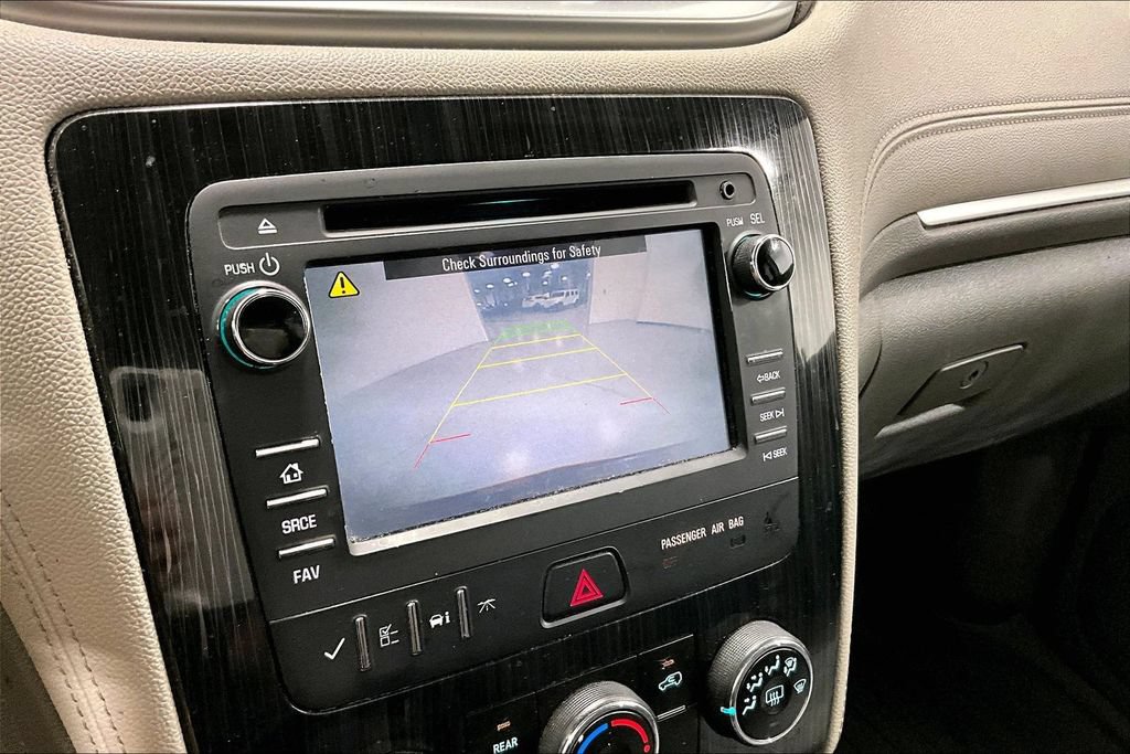 Used 2016 Chevrolet Traverse LT FWD image 27